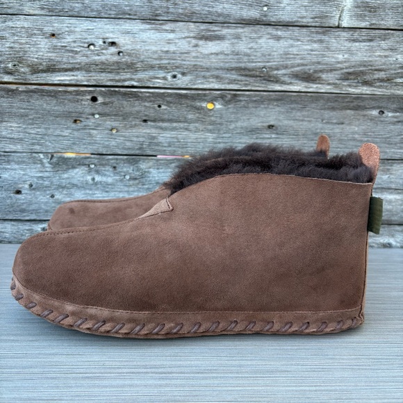 L.L.Bean wicked good slippers - Picture 1 of 10
